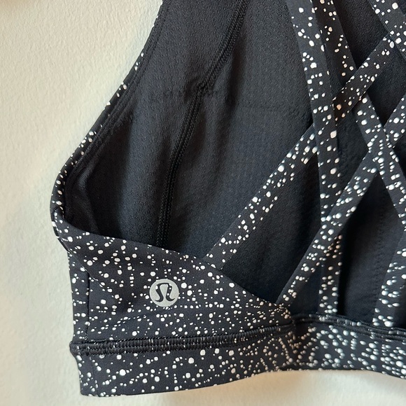 lululemon Free To Be Serene High Neck Bra Black White Speckle Size 4 - Picture 8 of 13